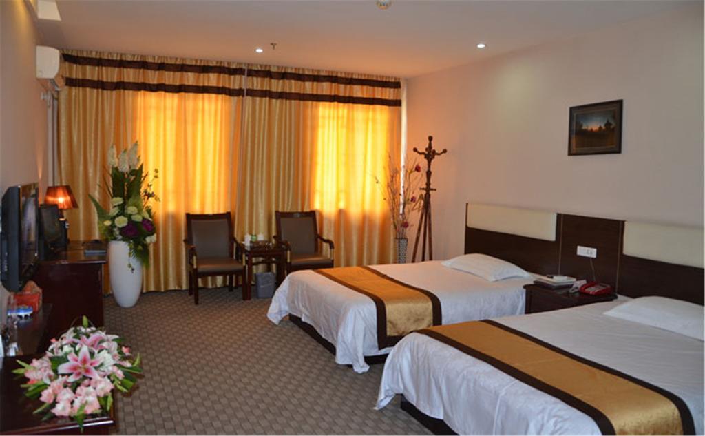 Wudangshan Yinjie Holiday Hotel Danjiangkou Rom bilde